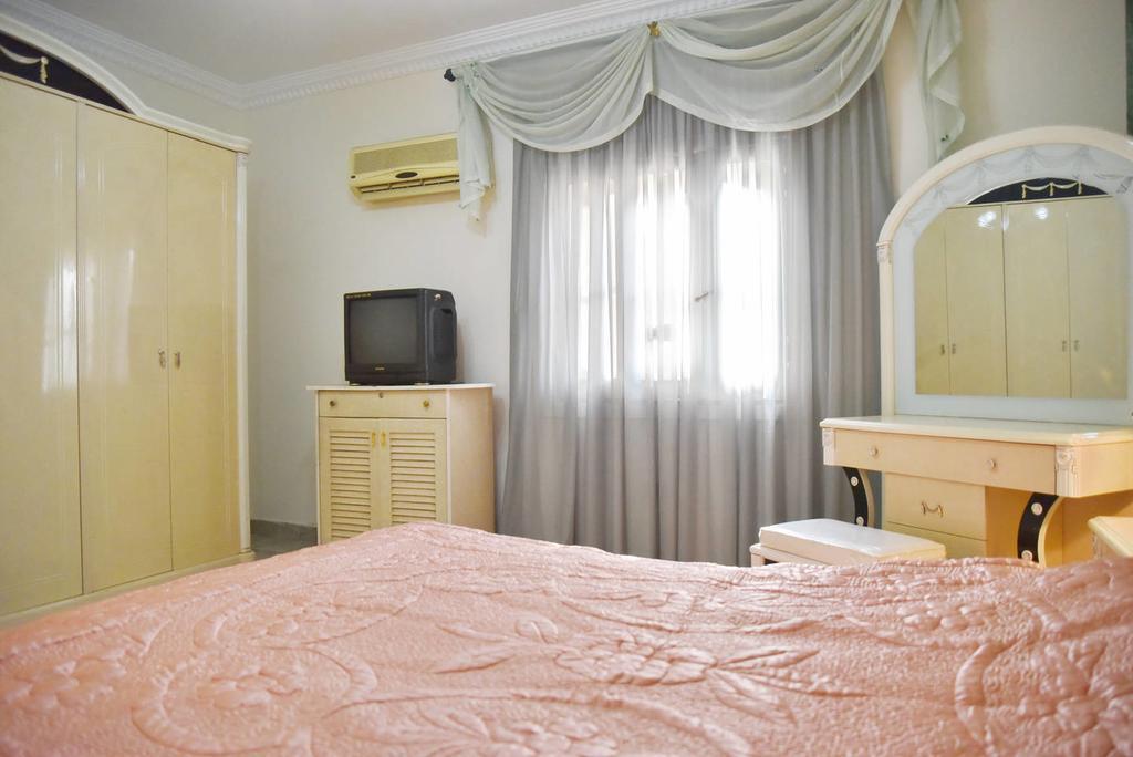 Fancy Apartment In Front Of City Stars Il Il Cairo Esterno foto